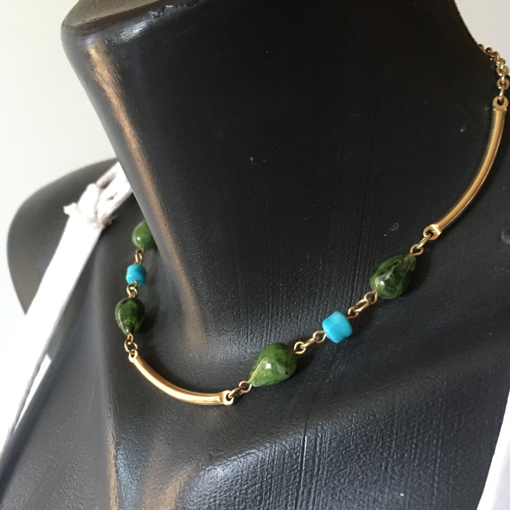 VTG 80's Lucite beads & Gold Bar Chain Necklace